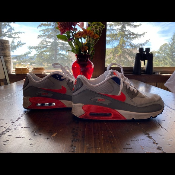 Nike Shoes - Nike Air Max